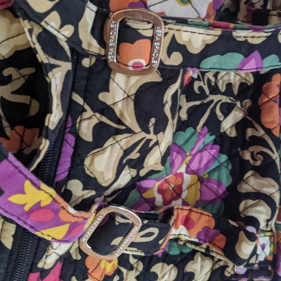 Vera BradleSuzanibackpack, Excellent condition. Adjustable straps. zipper pocket - Picture 8 of 8